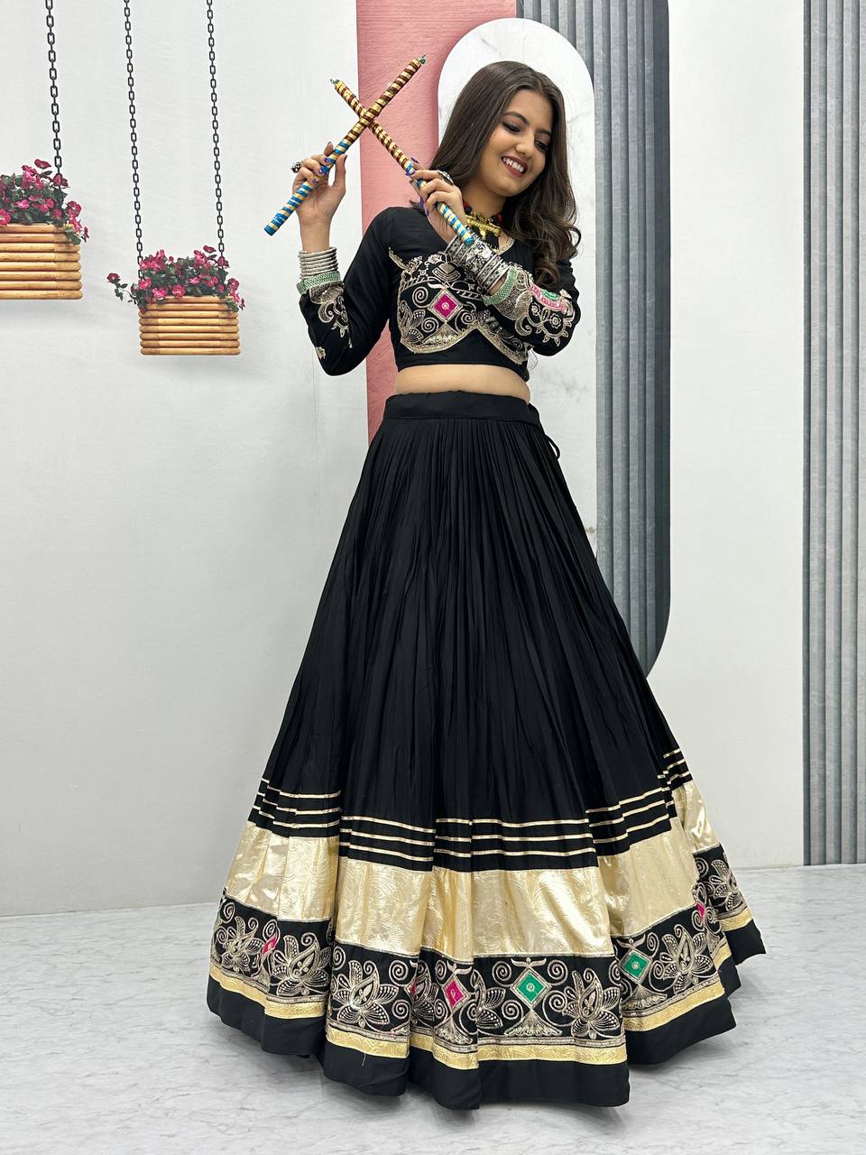 Tapi-252 Black