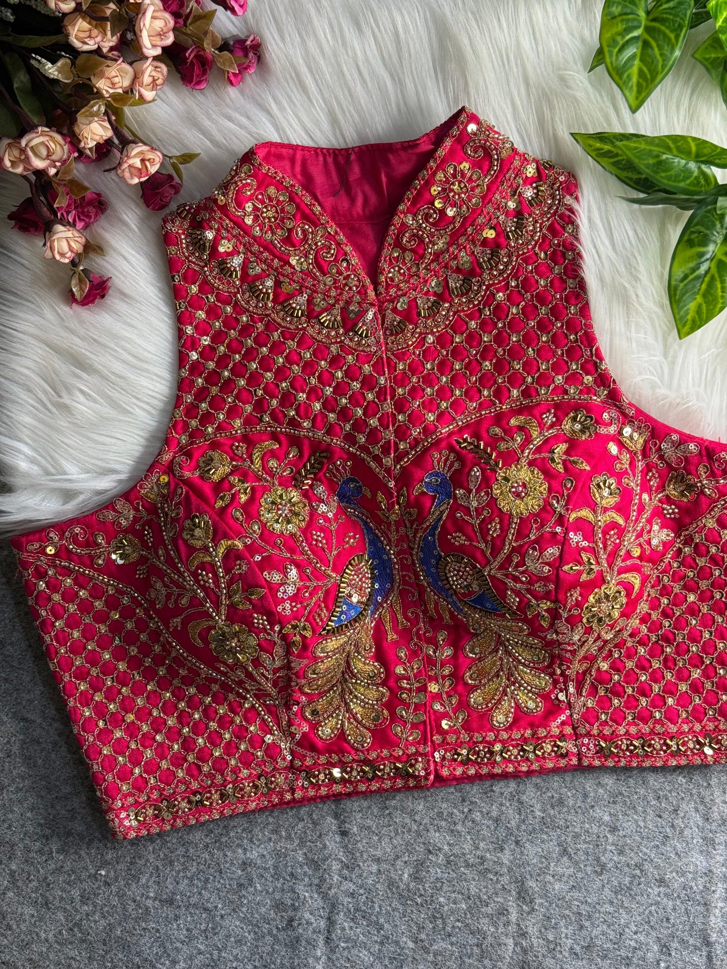 Halter collar neck blouse