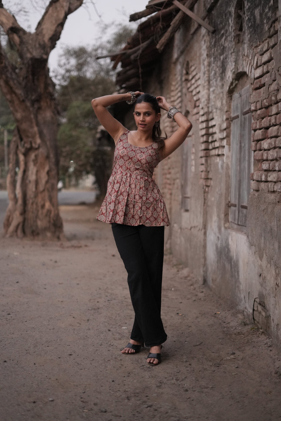 Akira Floral Pakistani Cotton Kurta